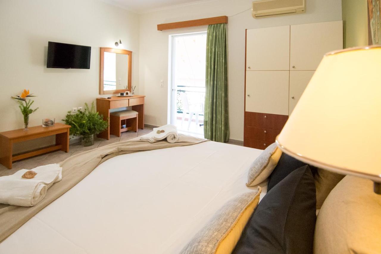 Spira Studios & Apartments In The Heart Of Лаганас Екстериор снимка